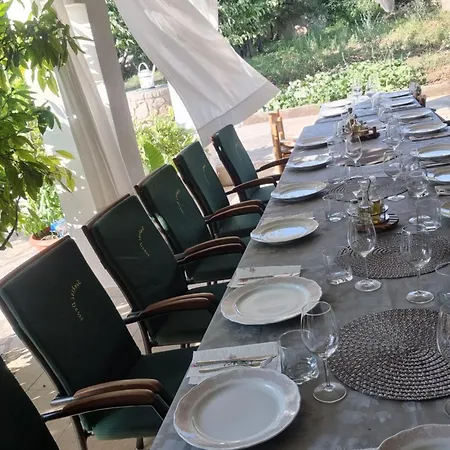 Apartment Senkini Dvori Sutomiscica