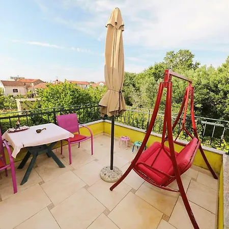 Senkini Dvori * Sutomiscica