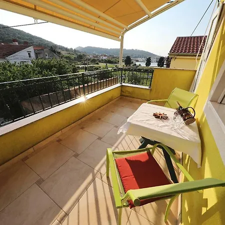 Apartment Senkini Dvori *