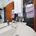 Senkini Dvori * Sutomiscica