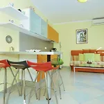Senkini Dvori Sutomiscica