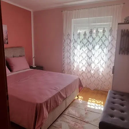Senkini Dvori Lägenhet Sutomiscica