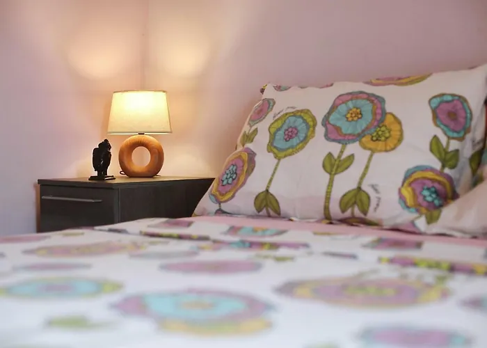 Senkini Dvori Sutomiscica