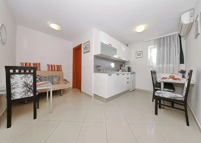 شقة Senkini Dvori