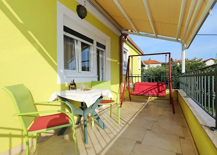 Senkini Dvori * Sutomiscica