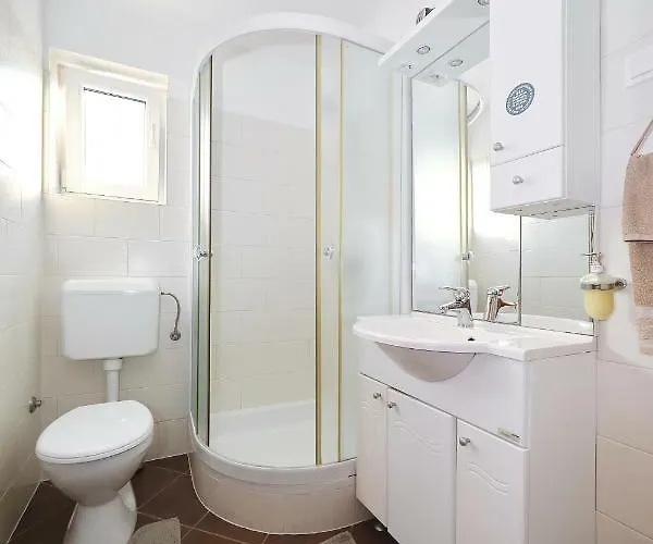 شقة Senkini Dvori Sutomiscica