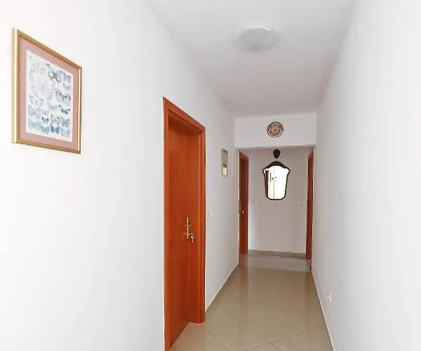 شقة Senkini Dvori