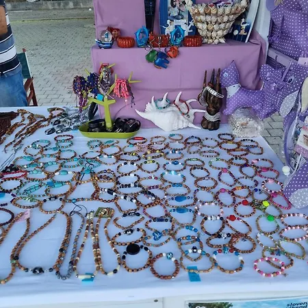 Senkini Dvori Appartamento Sutomiscica