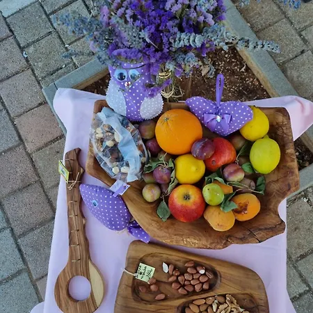 Senkini Dvori * Sutomiscica