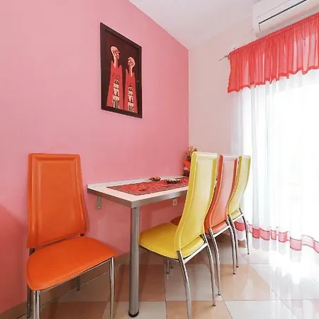 Senkini Dvori * Sutomiscica