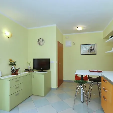 شقة Senkini Dvori Sutomiscica