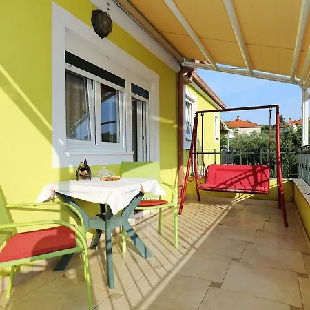 Senkini Dvori * Sutomiscica