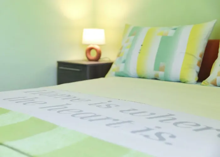 Senkini Dvori Sutomiscica